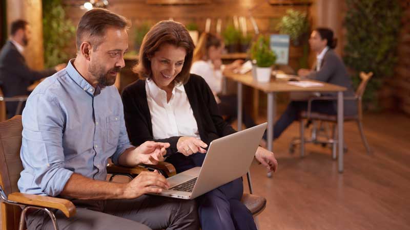 Vainu + Salesforce + AI-agentit – käytännön malli parempaan myyntiin